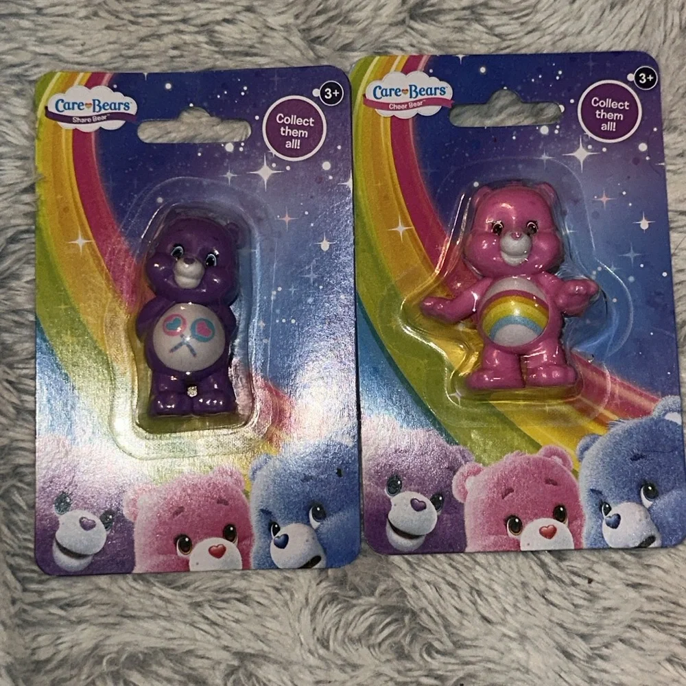Set‎ of 2 Mini Care Bear Figurines. NWT Share Bear and Cheer
